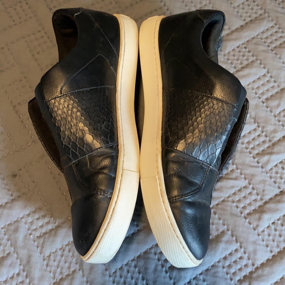 Aldo : Black Leather Sneaker - Size 6 - Picture 6 of 10
